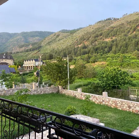 Musaj Mountain Hotel *